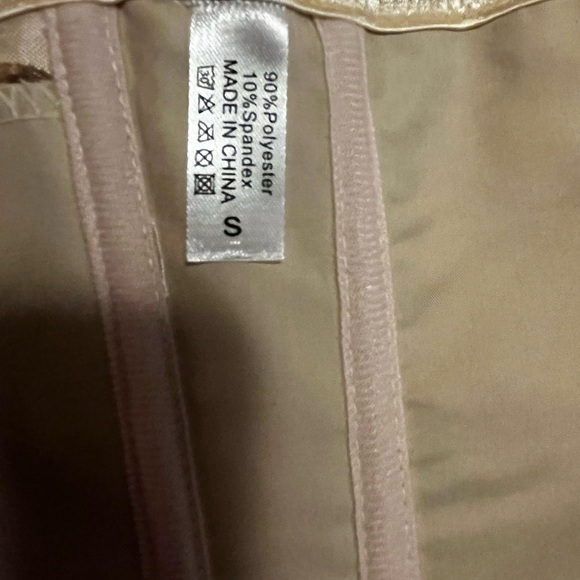 Source Unknown/Women’s NWOT Gold and Cream Lace-Up Corset Size S - Picture 8 of 8